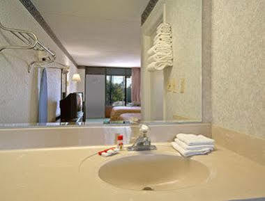 Super 8 By Wyndham Jessup/Baltimore Area Buitenkant foto