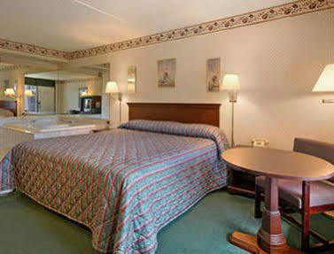 Super 8 By Wyndham Jessup/Baltimore Area Buitenkant foto